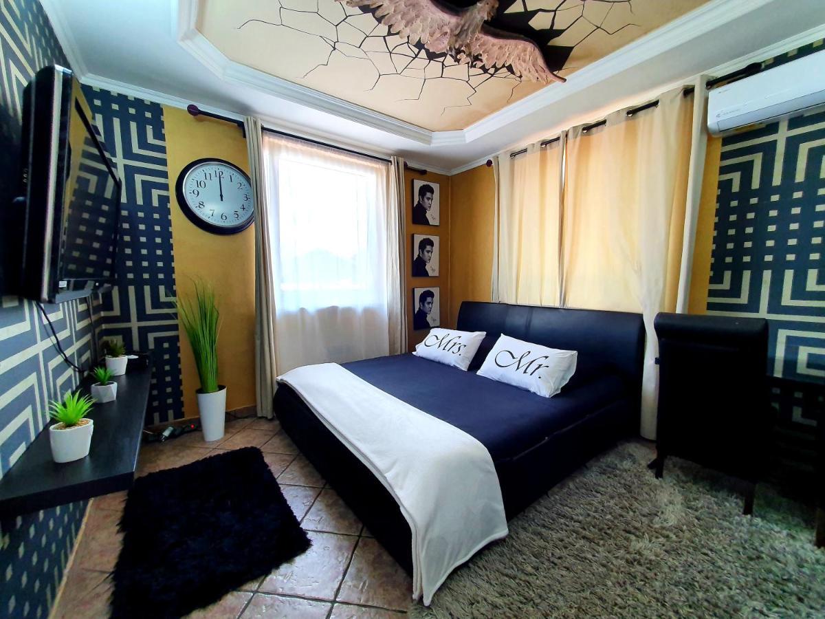 Airport Luxury Apartman 42 Vecsés Exteriör bild