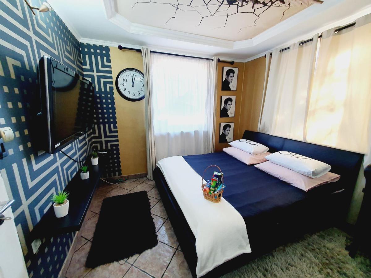 Airport Luxury Apartman 42 Vecsés Exteriör bild
