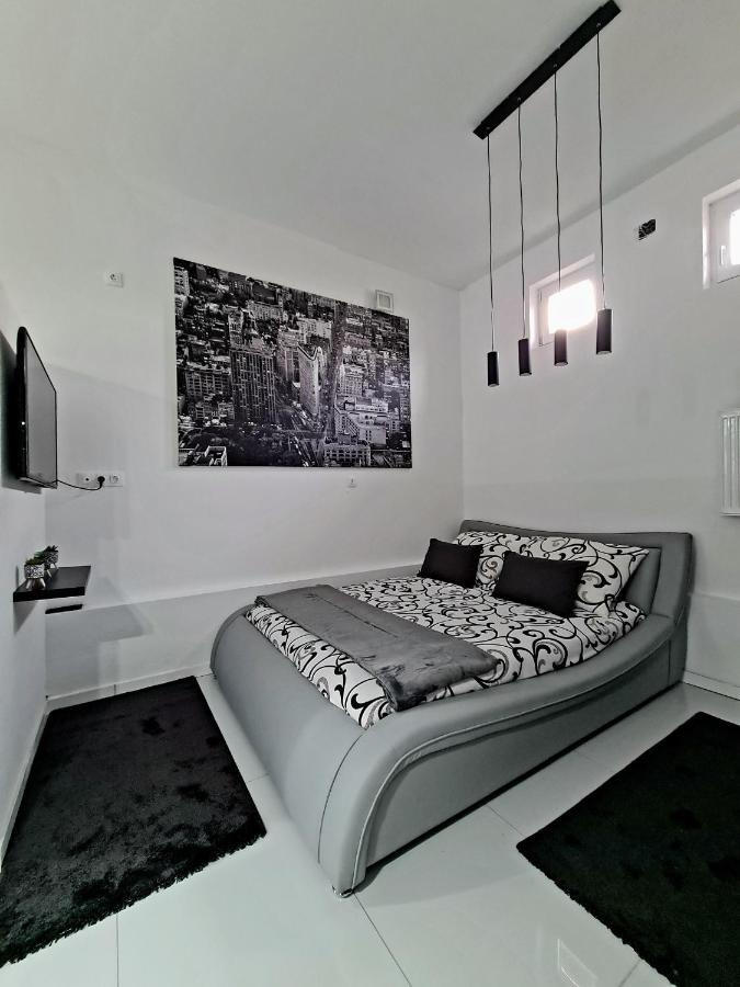 Airport Luxury Apartman 42 Vecsés Exteriör bild